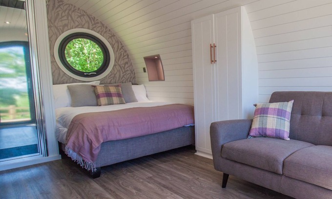 Pickering Cabin | Bluebell Glamping Pod - sleeps 2 | Gold Award winning
