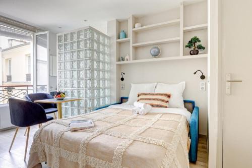 7th Arrondissement Apartment | BnBNook - Studio - Eiffel Tower & Les Invalides