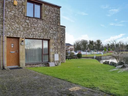 Tewitfield House | Boatman's Rest