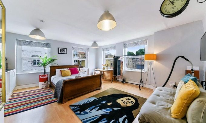 Shoreditch Apartment | Bob Marley Studio - Shoreditch Near Liverpool Street