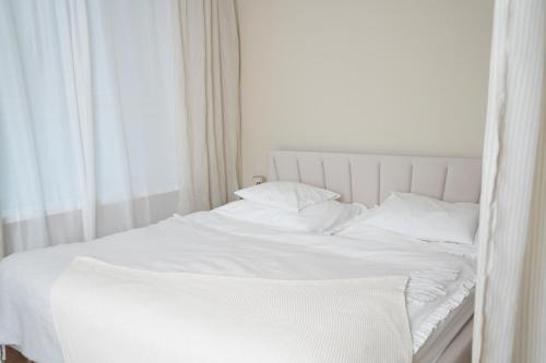 Samorin Apartment | Bohemian
