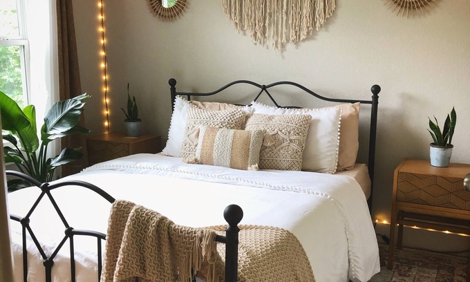 Asheville House | Boho paradise in heart of Asheville with hot tub~ 1 mile to Mission Hospital