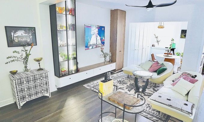 Bondi Apartment | Bondi Beach - Stylish Art Deco 1-Bedroom Apartment. Pet Friendly
