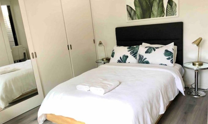 Bondi Beach Apartment | Bondi Garden Studio - short walk to Bondi Beach