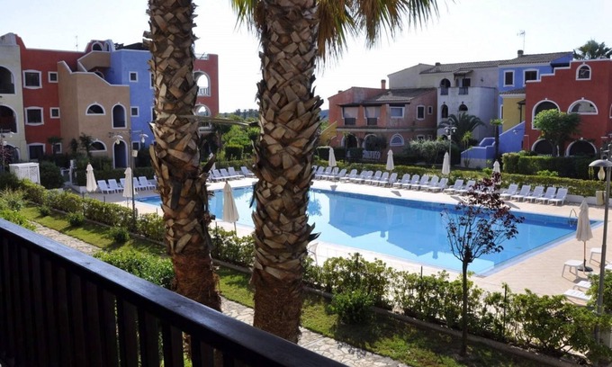 Marina di Pisticci House | BORGO SAN BASILIO APPARTAMENTO PENELOPE-CON PISCINA E ANIMAZIONE DIURNA E SERALE