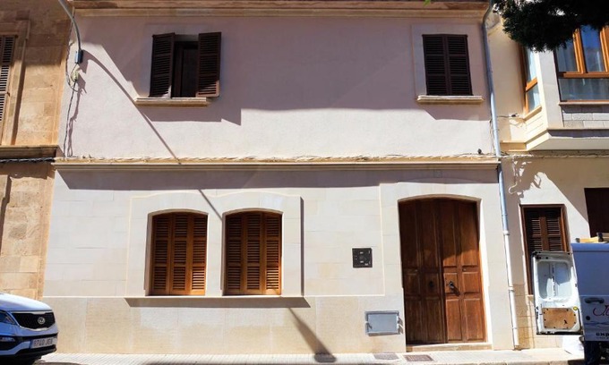 Son Antem House | Born 23 - House with Pool in the centre of Lluchmayor. free wifi
