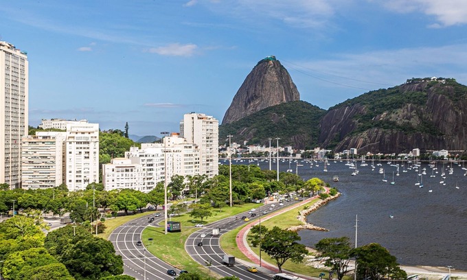 Zona Sul Apartment | Botafogo, 4 Guests and the Sugarloaf View!
