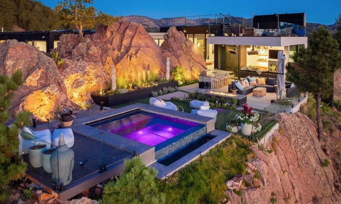 Pine Brook Hill House | Boulder Flatirons Mansion