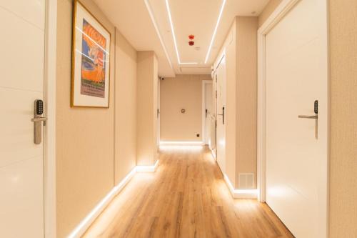 Old Town House | Boulevard Roomss