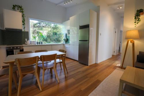Eagle Heights House | Bower Cottages