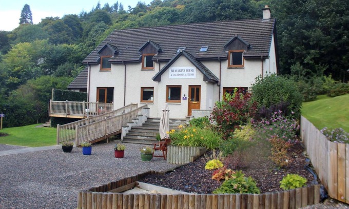 Invermoriston Bed & Breakfast | Bracarina House