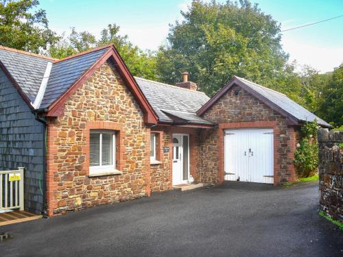 Barbrook House | Bracken Lea