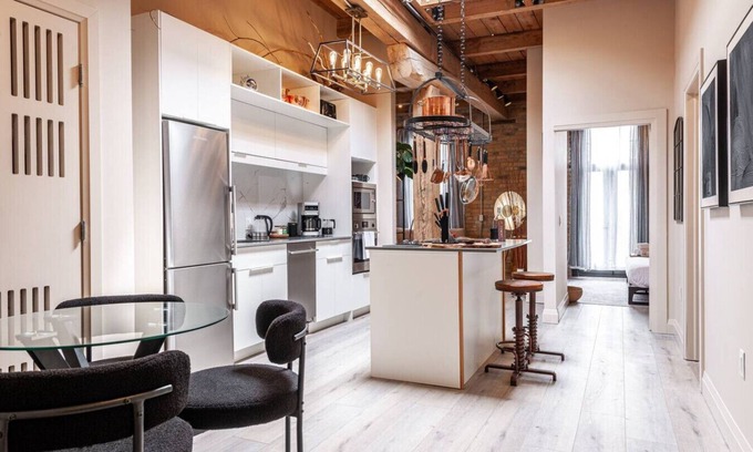 Stratford Apartment | Bradshaw Lofts: The Penthouse