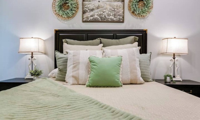 San Angelo House | Brand New 2BR/2.5BA Concho River