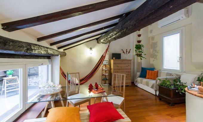 Historic Center Apartment | Brand new one bedroom apartment a short distance from the center situated on the second floor of a historic building without elevator and can accommodate up to 4 people. You will also find a well-kept small terrace overlooking the greenery from the windo