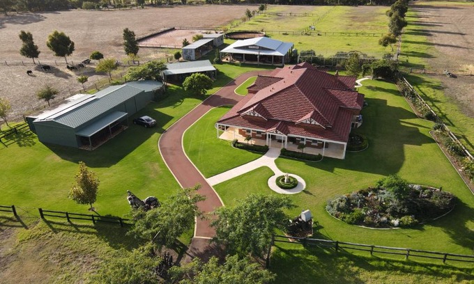 Keysbrook Bed & Breakfast | Braybrook Boutique Bed and Breakfast