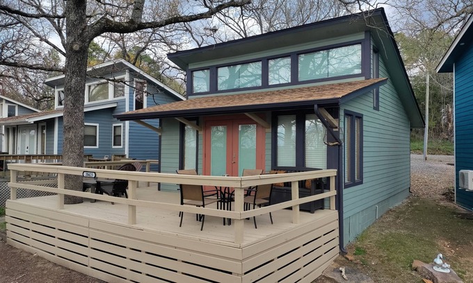 Pettit House | Breath Taking View on Top Of Pettit Bay Mountain!