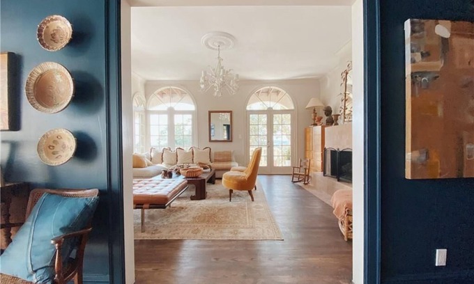 Northwest Hills House | Breathtaking View | 7 Beds | Stunning Designer Villa