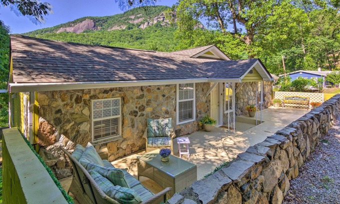 Chimney Rock Cottage | Breathtaking Views: Unique Chimney Rock Cottage!