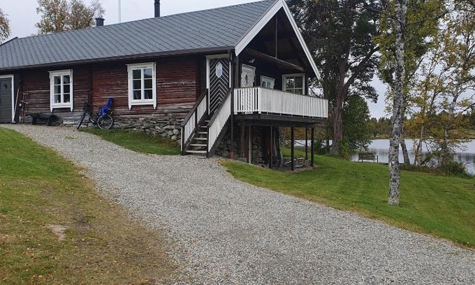 Galaa House | Brekkveien 81-meget sentral hytte,15 min å gå til Røros sentrum