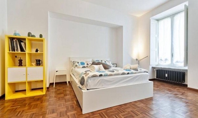 Historic Centre Apartment | Bright and airy studio apartment located in a strategic position, just few steps from Porta Nuova, in an elegant building with concierge. Ideal for short stays or pleasure: the area is full of restaurants, bars, shops and aperitifs, and is well served by