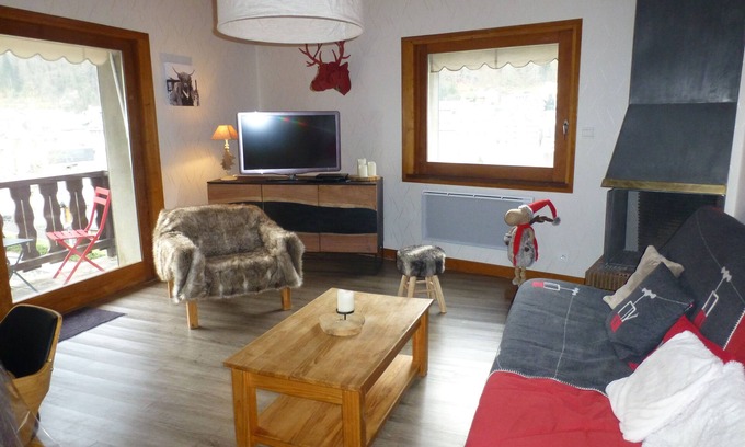 Cauterets Apartment | Bright apartment Maison Perce Neige, Wifi, Cure Rate