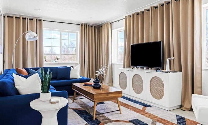 West Colfax Apartment | Bright + Modern Retreat | King Beds | Sloan’s Lake