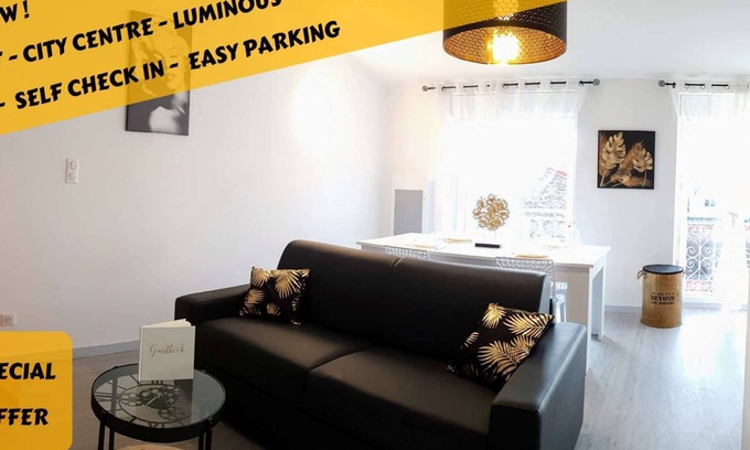 Le Puy-en-Velay Apartment | ★ Bright ★ Quiet ★ City centre ★ Easy Parking ★ WIFI ★