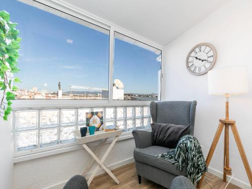 Cascais Apartment | Bright Valadim Apartment