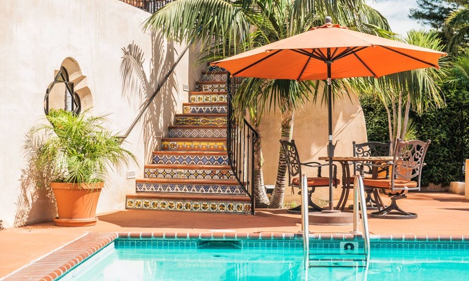 West Beach Hotel | Brisas del Mar, Inn at the Beach