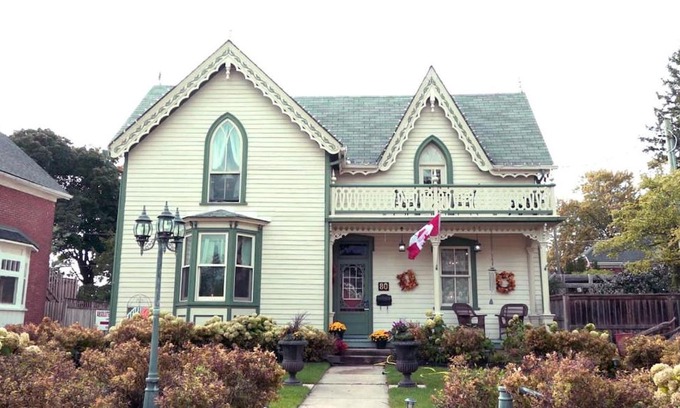 Elmira Bed & Breakfast | Bristows Inn
