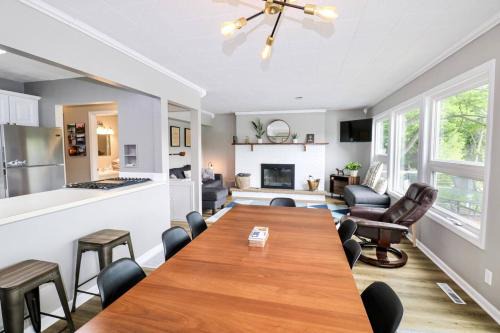 Lake Ann House | Bryan Lake Oasis in Downtown Lake Ann