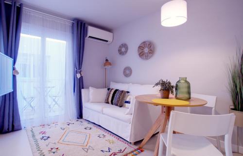Sant Antoni de Calonge Apartment | Budget Beach Studio 24
