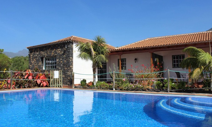 Los Llanos de Aridane House | BugaIow integrated into nature/Las Norias - La Palma