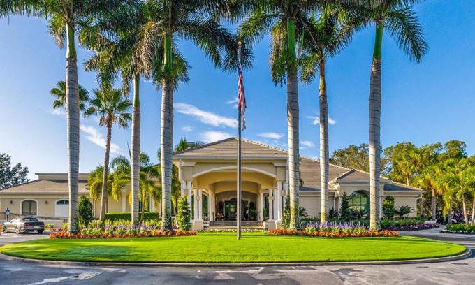 Naples Apartment | Bundled Cypress Golf Retreat, Unit 203