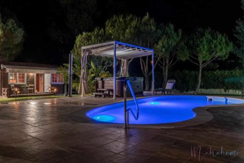 Aljaraque Apartment | Bungalow espectacular garaje, piscina y jacuzzi
