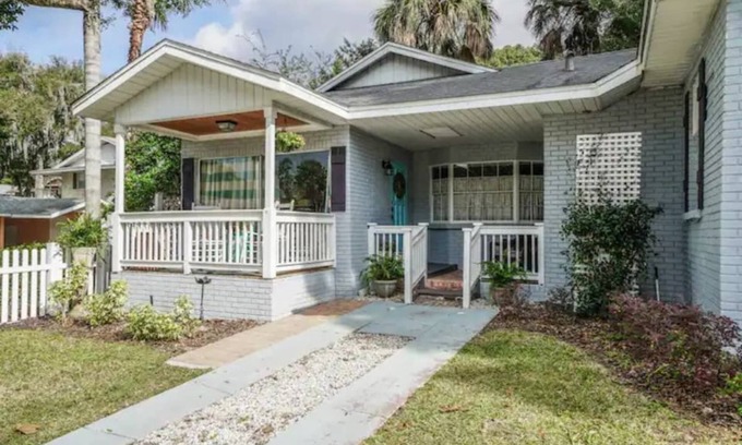 Mount Dora House | Bungalows on Baker 1/1