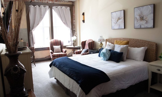 Wenatchee Apartment | Burch Mountain Suite