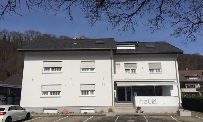 Loerrach Hotel | Burghotel Lörrach