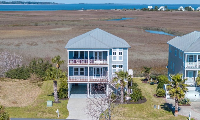 Oceanmarsh Subdivision House | Buried Treasure - Great Marsh Views on Harbor!