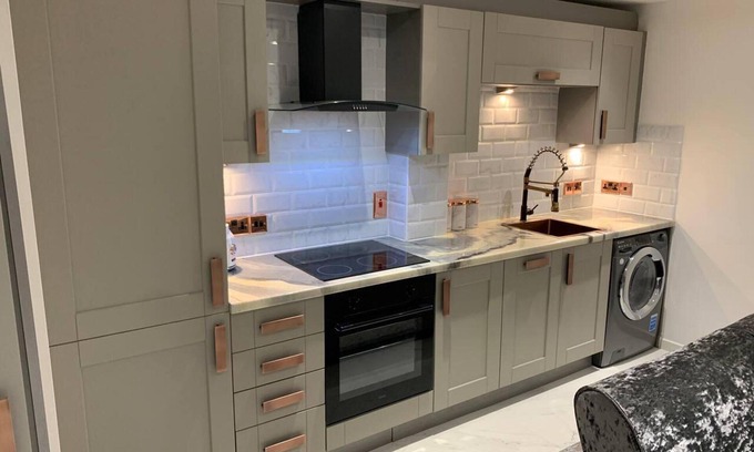 Bury St Edmunds Apartment | Bury St Edmunds - Apartment - Sleeps 2 - Parking