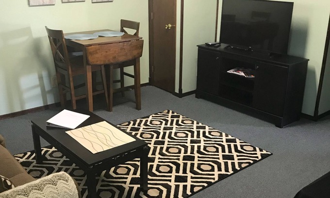 Billings Apartment | Business Stay With A Home Atmosphere - Great place!