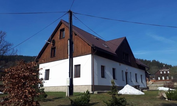 Bedrichov Apartment | Byt 4+kk v klidné části obce Bedřichov