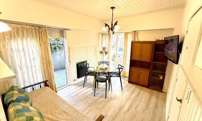 Punta Mogotes Apartment | Cálido dpto de 2 ambientes con parrilla y cochera en zona residencial de Punta Mogotes