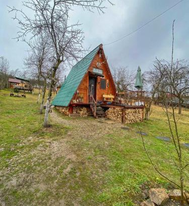 Pestenita Cabin | Căsuța Livada Aframe