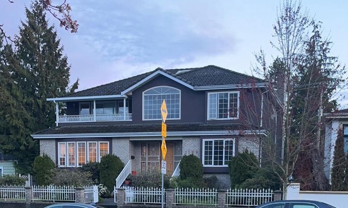 Oakridge House | C and D cozy bedroom
