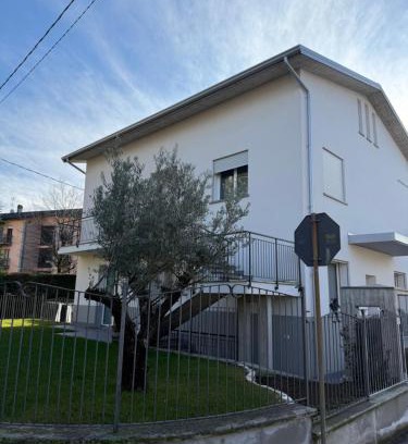 Seriate Apartment | Ca Bilofer-7 min to Bergamo Airport