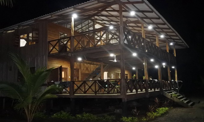 Bahia Solano House | Cabaña Kirita