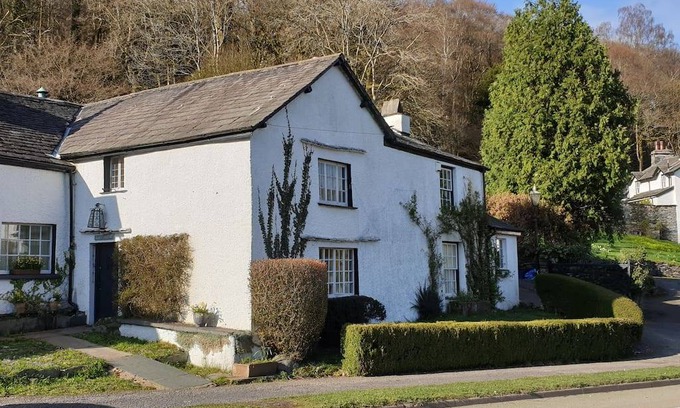 Ambleside Cottage | Cabin ∙ 4 bedrooms ∙ 8 guests
