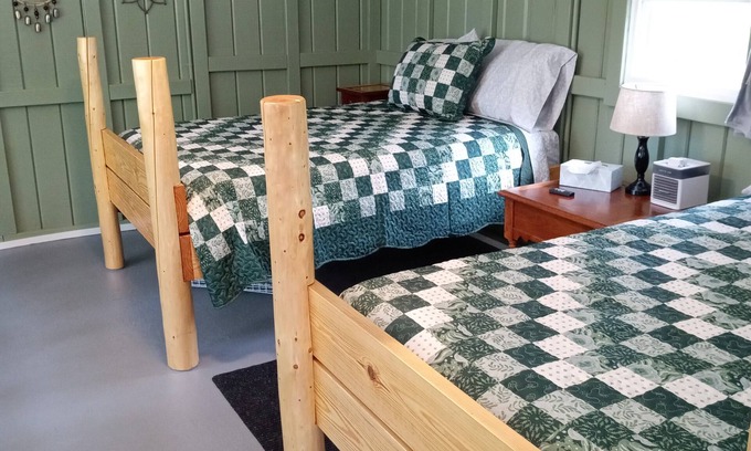 Grayling Cabin | Cabin #5 - Mill Pond CT